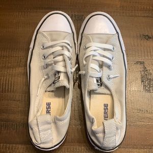 Women’s Converse slip on tennis shoes. Size 8. Gently used
